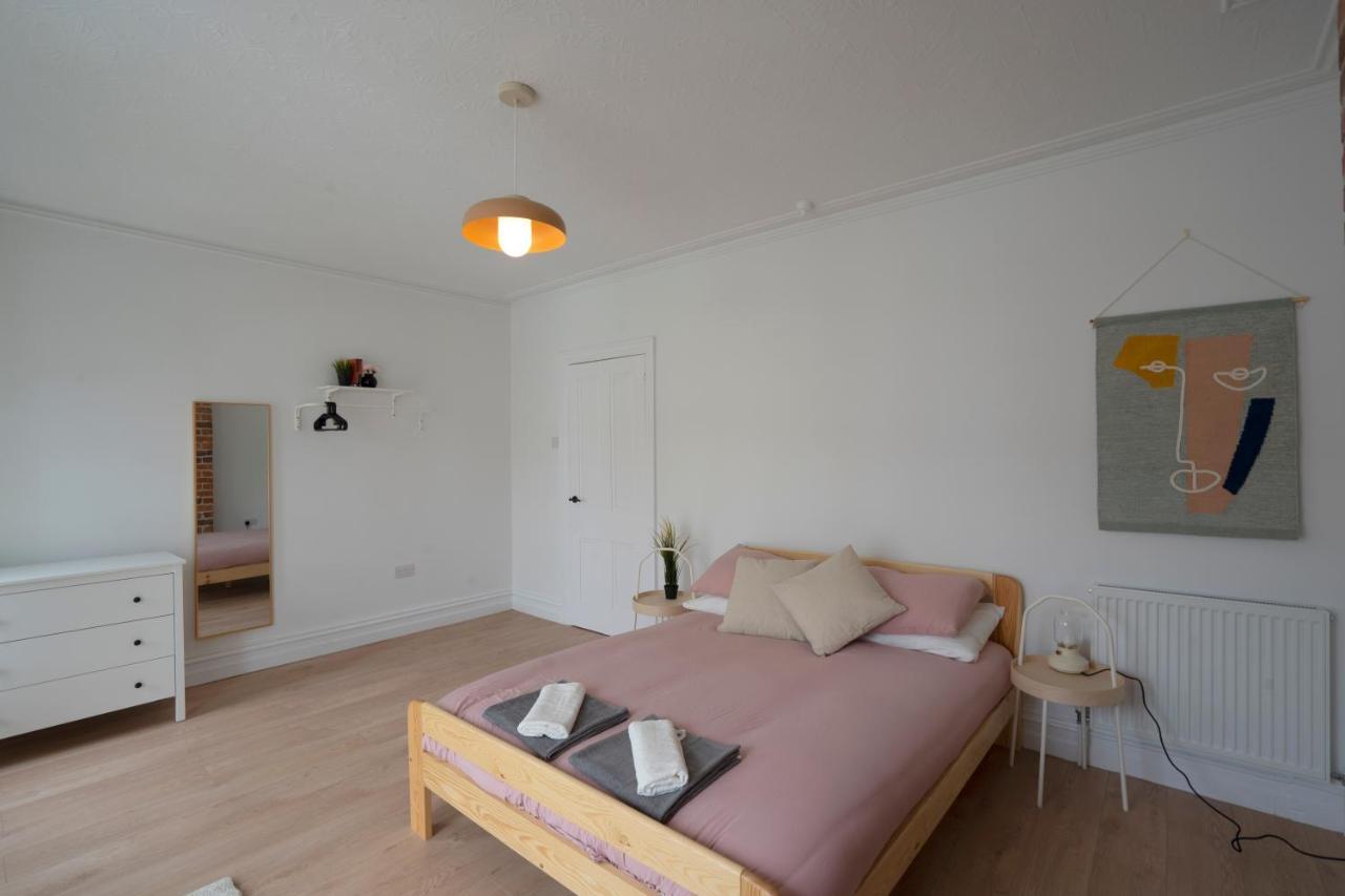 Beautiful Family Home In The Heart Of Swansea Eksteriør bilde